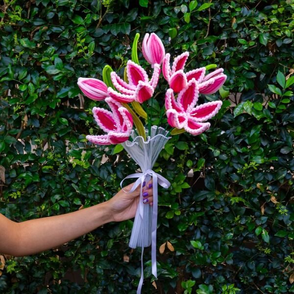 STARGAZER LILIES - Pipe Cleaner Bouquet Kit