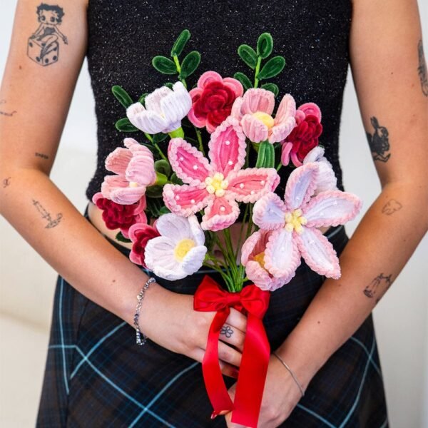 Blushing Bouquet - Pipe Cleaner Bouquet Kit-Kit for Beginners